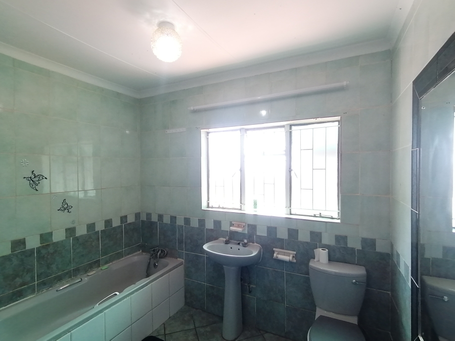 3 Bedroom Property for Sale in Vaal Park North West